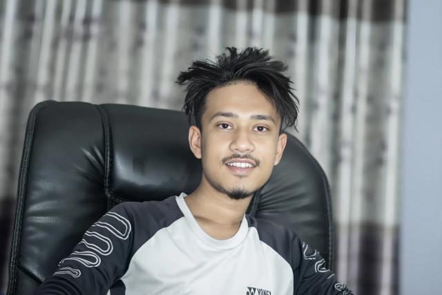 নিরবের 99 ডিগ্রী জ্বর, সান্তাহারে শোকের ছায়া