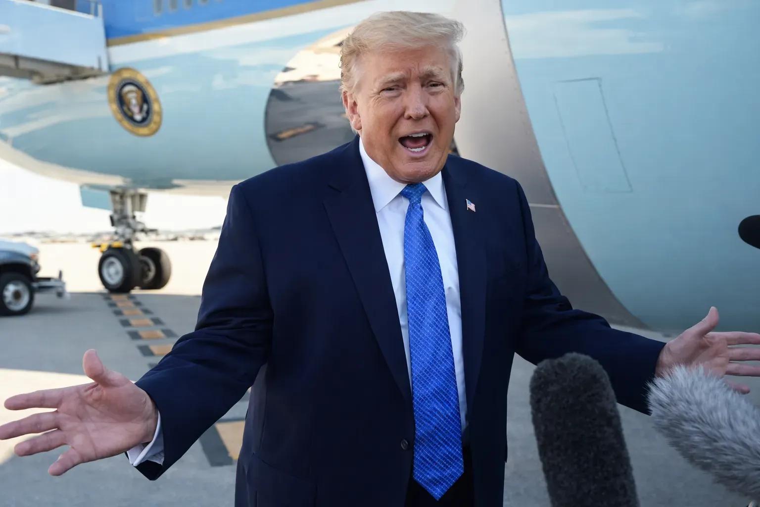 আমি আর আয়াতুল্লাহ মিলে হরমুজ প্রণালি নিয়ন্ত্রণ করব: ট্রাম্প